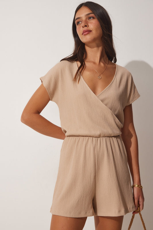 Happiness İstanbul Women's Short Knitted Jumpsuit with Biscuit Wrap Collar Shorts Women