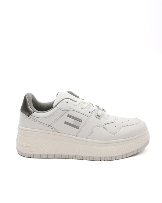 Tommy Hilfiger Footwear (EN0EN02607YBL) Women